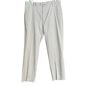 Levi’s Performance Light Khaki Dress Pants
 Size 40